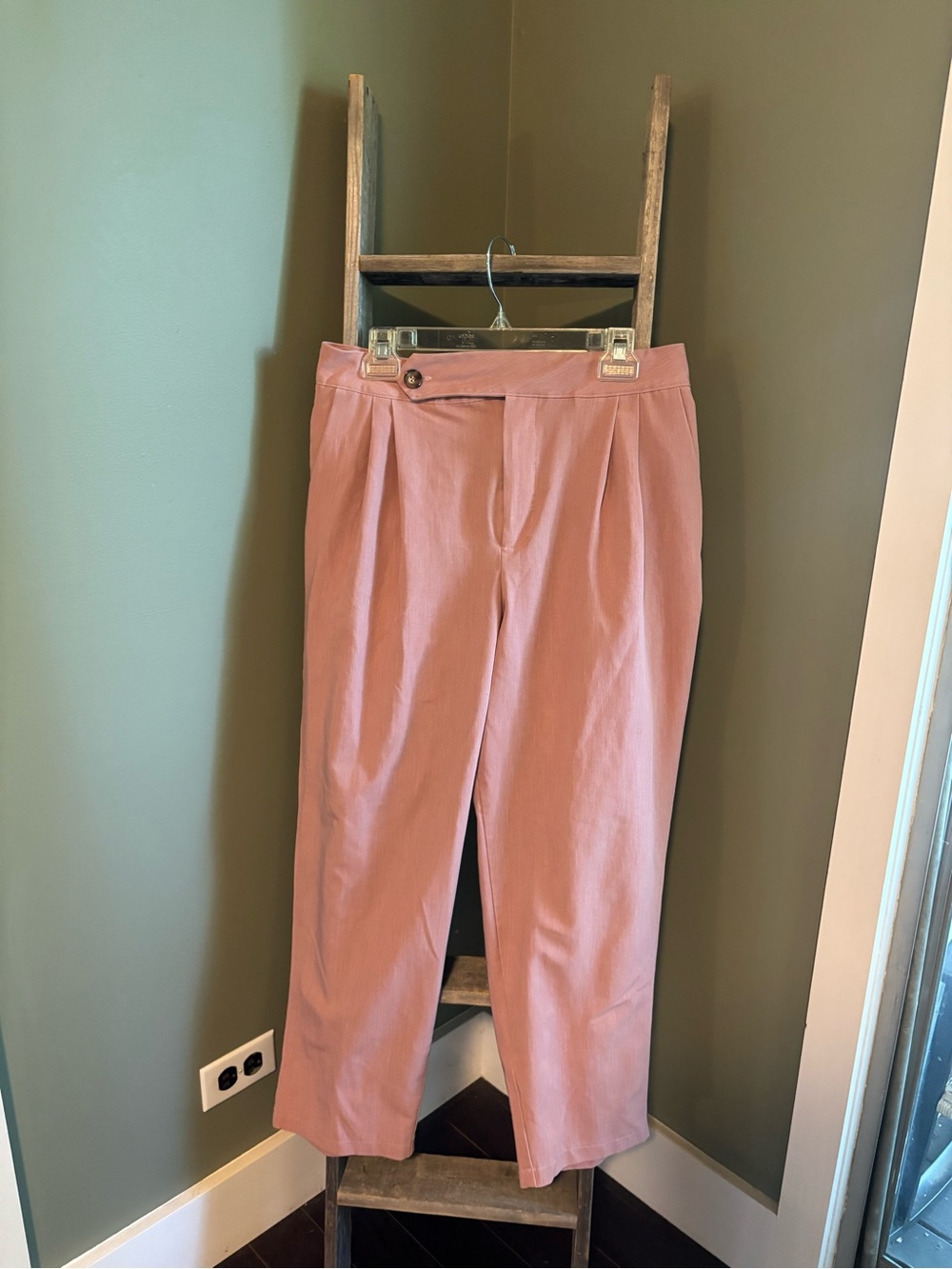 Hyfve Pleated Trousers